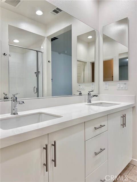 Building Photo - 21042 Cornerstone Dr