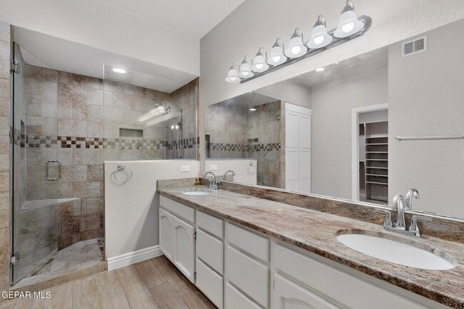 Building Photo - 1365 Desert Canyon Dr