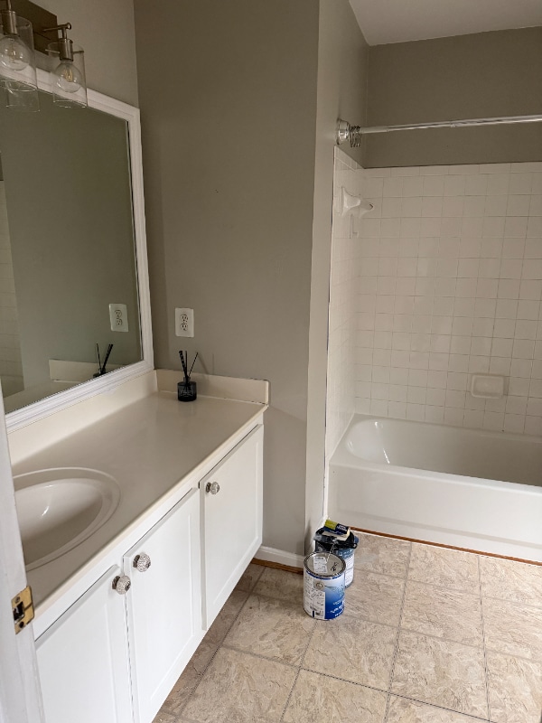 Building Photo - 608 North St NE