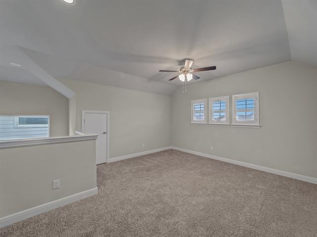 Building Photo - 2305 Coyote Way