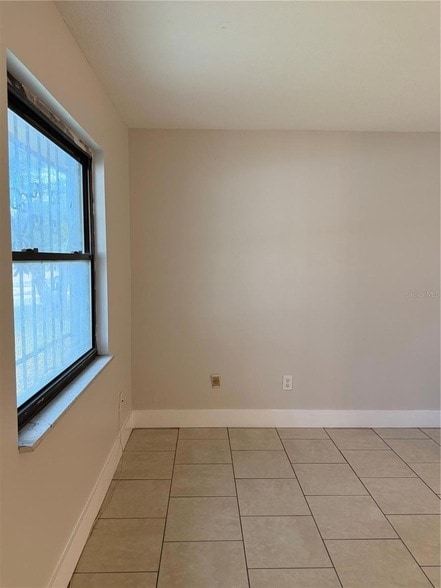 Building Photo - 2520 John Bruce Ave