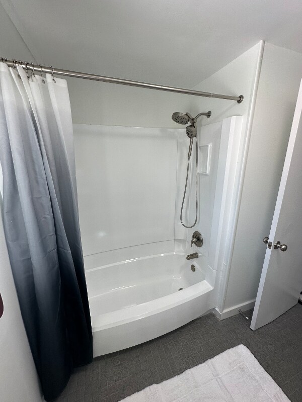 Building Photo - 14 Thill St