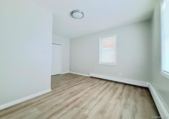 Building Photo - 621 2nd St