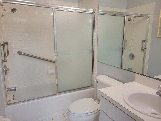 Building Photo - Magnificent home in highly sought-after 55...