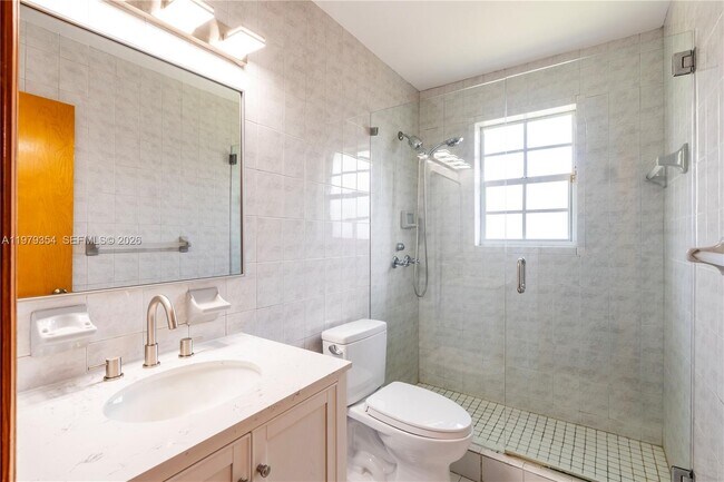 Building Photo - 1449 Baracoa Ave