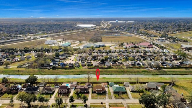 Building Photo - 15423 Ridingwood Dr