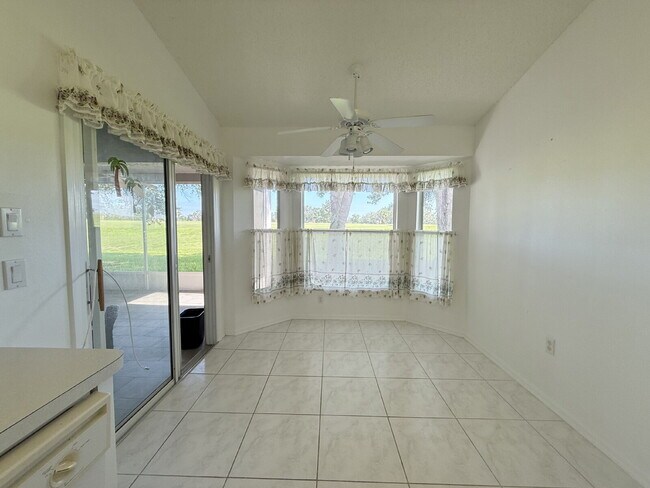 Building Photo - Heritage Pines active 55+ community 2/2 villa