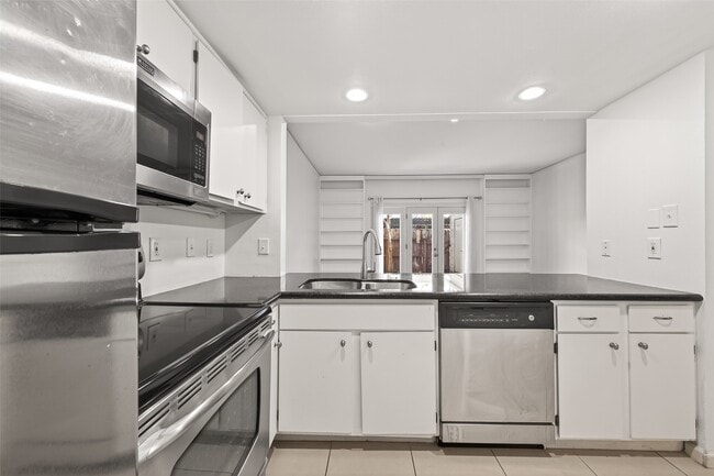 Building Photo - 14707 Barryknoll Ln