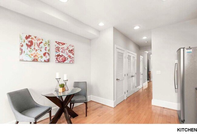 Building Photo - Gorgeous 2br/2ba Upper Level Rowhome with Roof Deck & Parking!