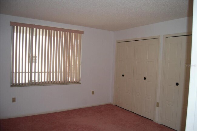 Building Photo - 2699 Seville Blvd