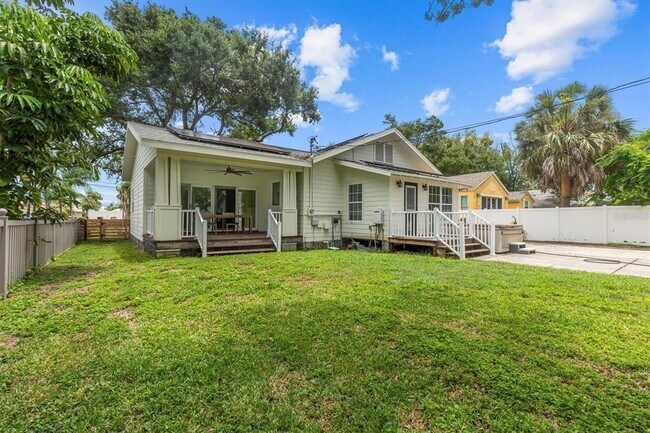 Building Photo - 309 Lebeau St