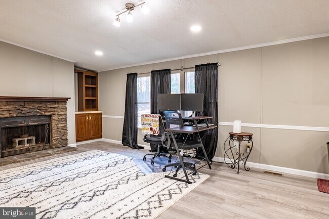 Building Photo - 6721 Timberbrook Ln