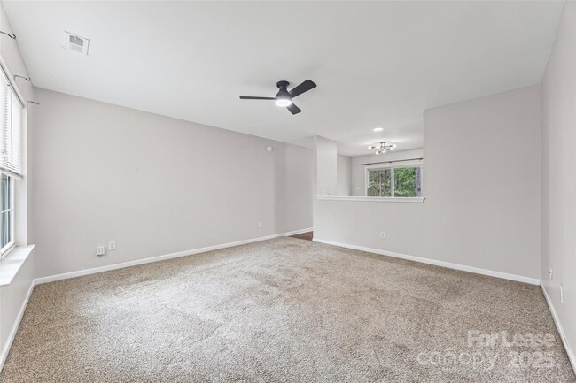 Building Photo - 12216 Lullingstone Rd