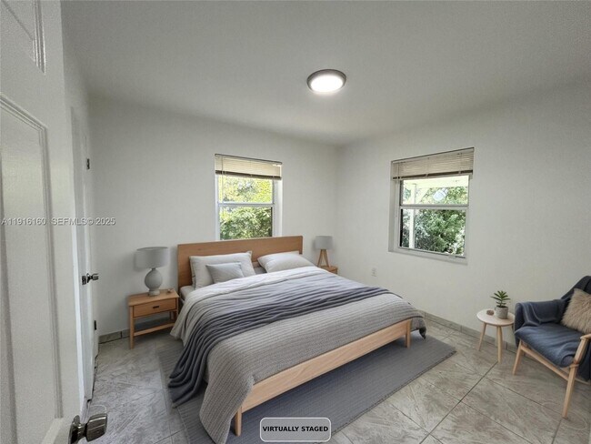 Building Photo - 40 NW 39th St