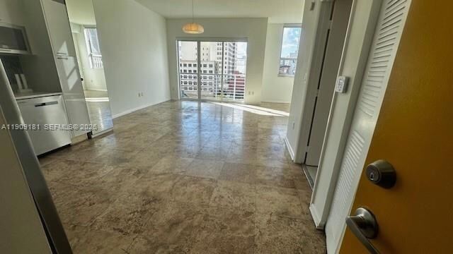 Building Photo - 133 NE 2nd Ave