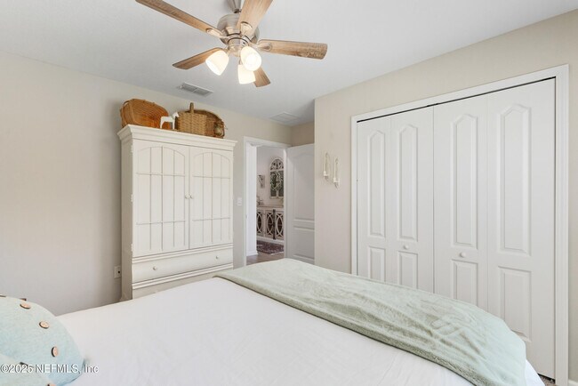 Building Photo - 43 Cardinal Br Ln