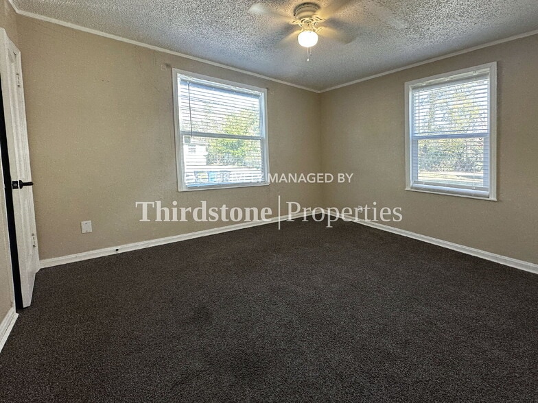 Building Photo - 1136 Maynard St