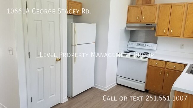 Building Photo - 10661 George Stacey Rd