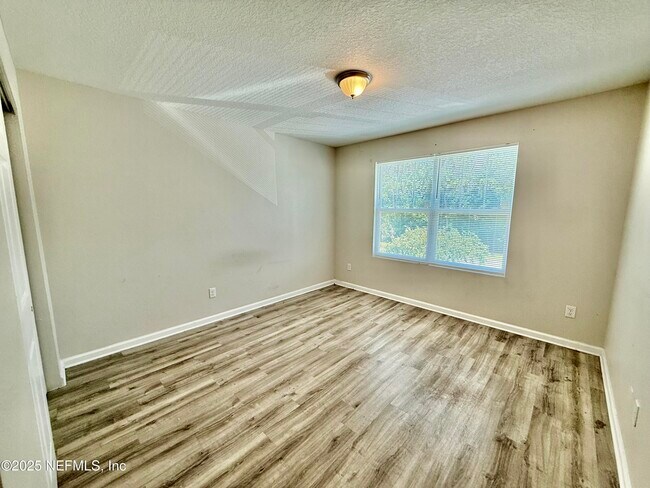 Building Photo - 9109 Western Way