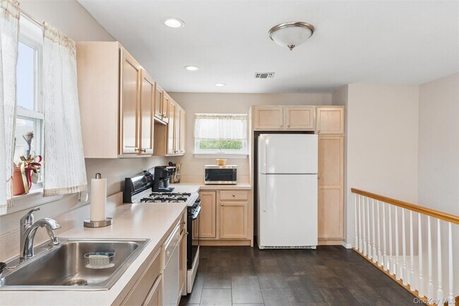 Building Photo - 3002 Willow Pond Dr