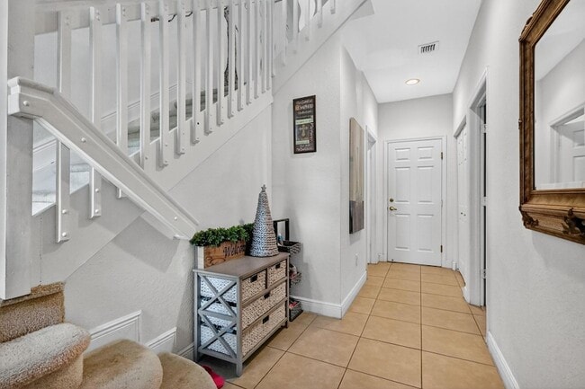 Building Photo - 2705 SW 119th Way