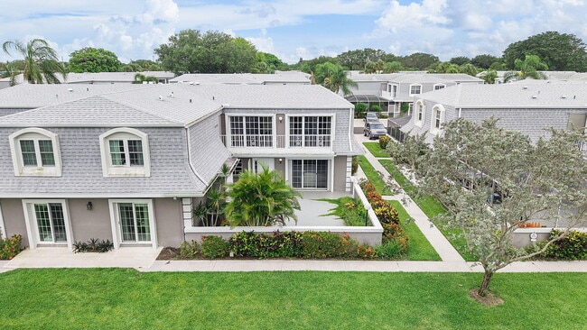 Building Photo - 2704 Vision Dr