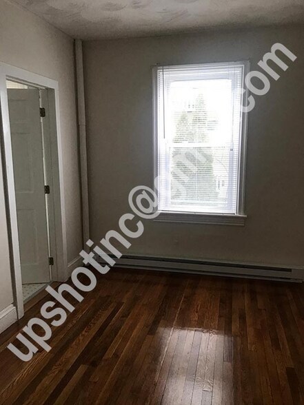 Building Photo - 49 Lisbon St
