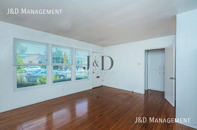 Building Photo - 4376 1/2 LOUISIANA STREET-4376 1/2