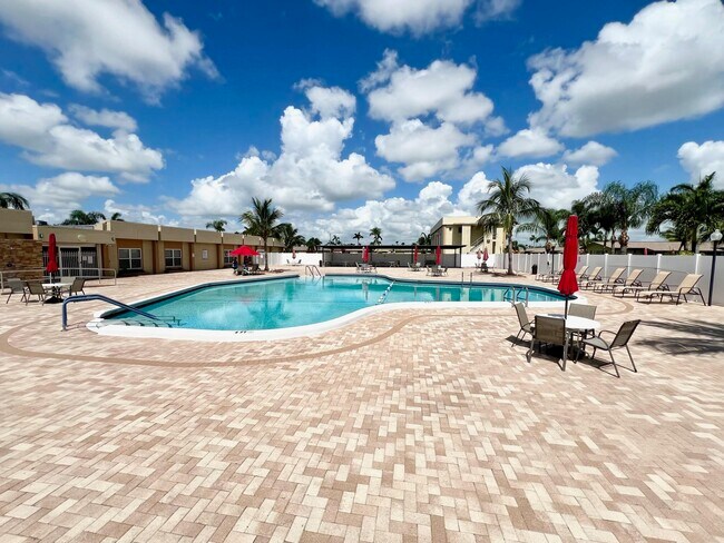 Building Photo - 2805 Crosley Dr E