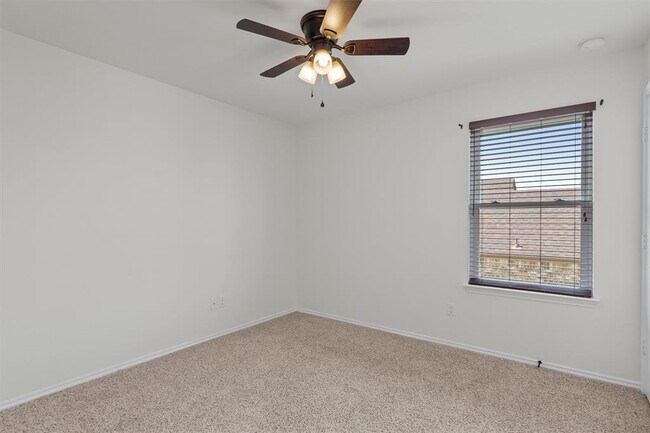 Building Photo - 18825 Star Gazer Way