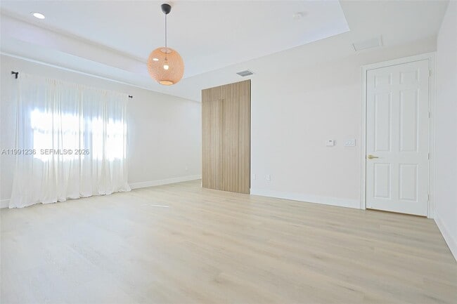 Building Photo - 8800 NW 98th Ct