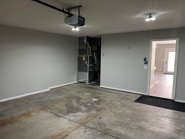 Building Photo - 1431 Shingle Oak Pointe