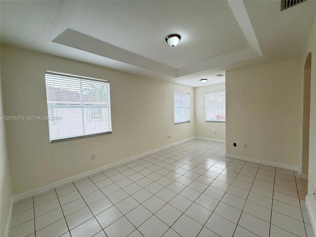 Building Photo - 15131 SW 23rd Ln