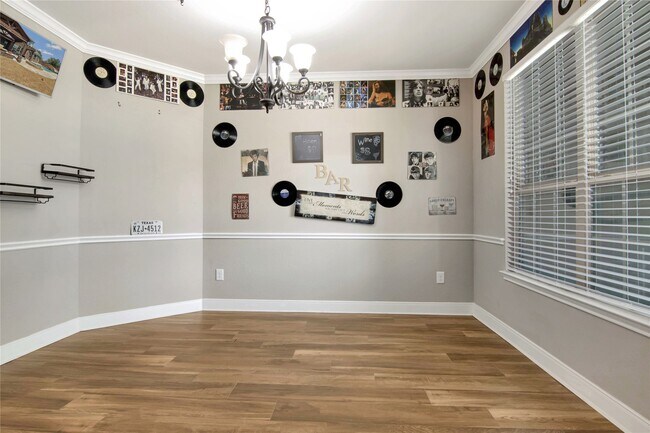 Building Photo - 5203 Kingship Ct