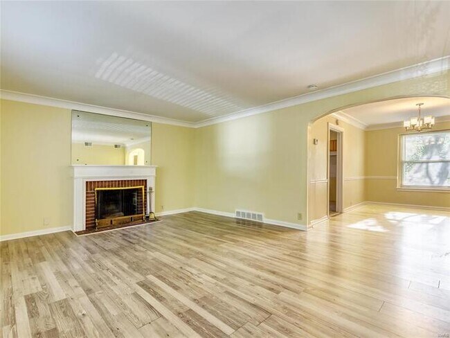 Building Photo - Fantastic 2bd/1ba home! Let yourself in!