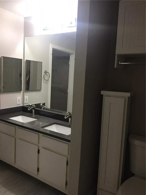 Building Photo - 2320 Gracy Farms Ln