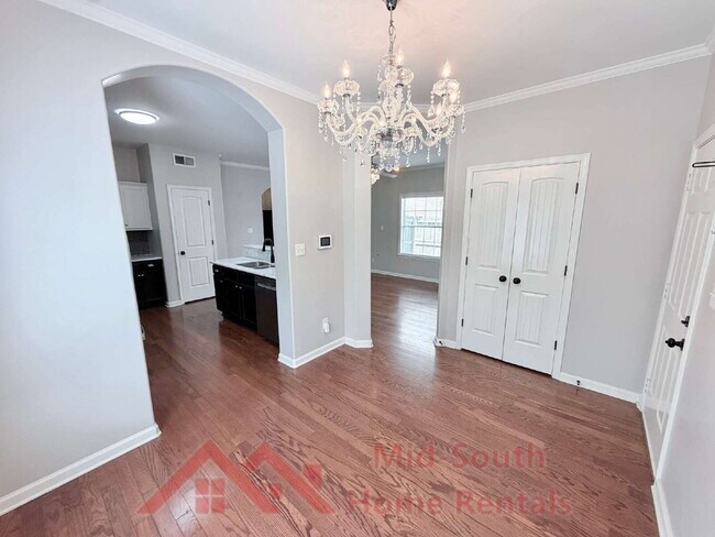 Building Photo - 1568 Wynne Rd