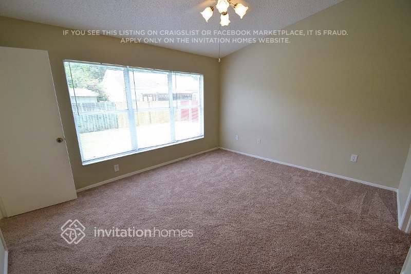 Building Photo - 26821 Roseann Pl