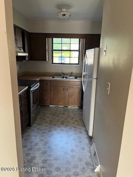 Building Photo - 1705 Cliff Ridge Ct