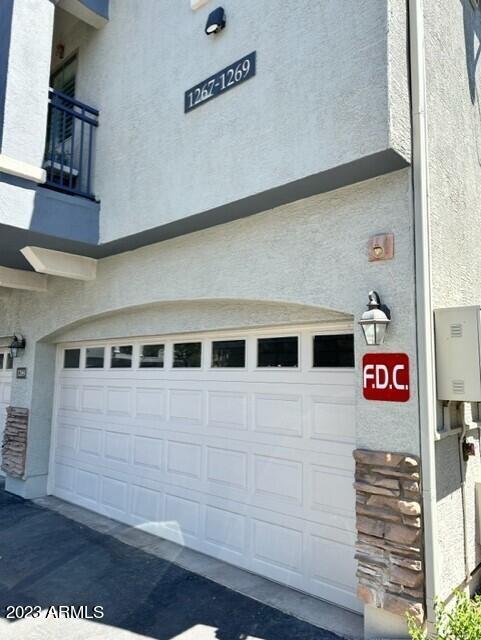 Building Photo - 280 S Evergreen Rd