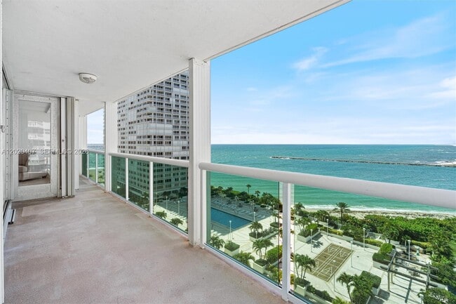 Building Photo - 2100 S Ocean Ln