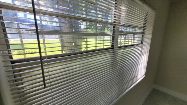 Building Photo - 13240 Port Said Rd