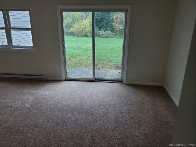 Building Photo - 38 Sunny Valley Rd