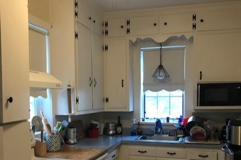 Building Photo - 146 Lake George Ave