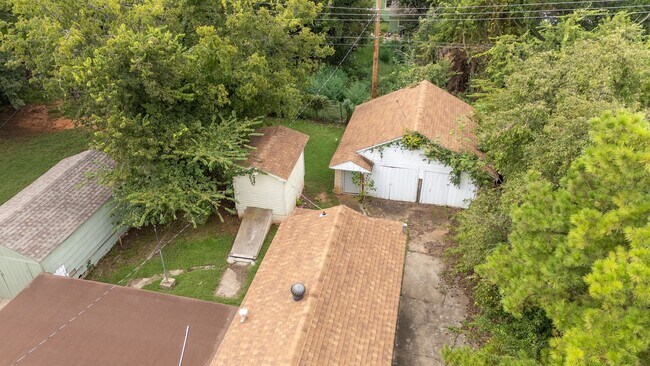 Building Photo - 3 Bedroom Rent to Own Home Available!