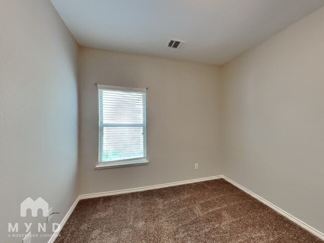Building Photo - 622 Bassett Hall Rd