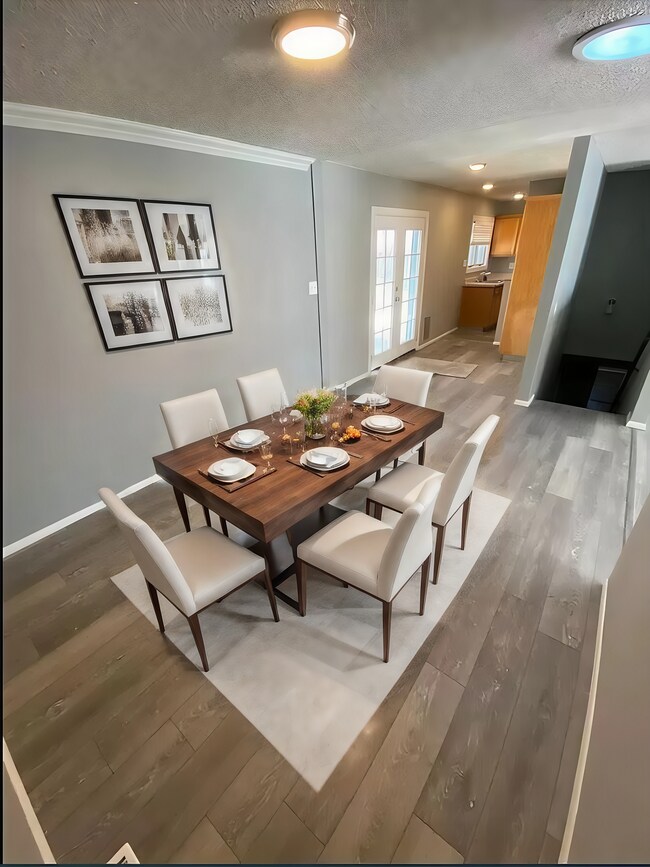 Building Photo - 3603 Windsor Ave