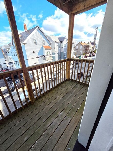 Building Photo - 23 Paradis Ave