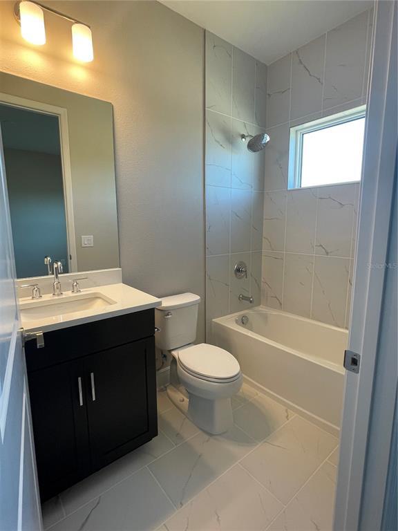 Building Photo - 6408 Wekiwa St