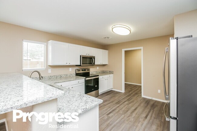 Building Photo - 40489 N Glen Meadows Ln